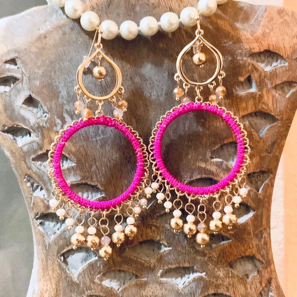 LILLY PULITZER NWT EARRINGS BEACHCOMBER Gypsy Boho HOT PINK ⭐️DANGLING /Pierced - Picture 16 of 16